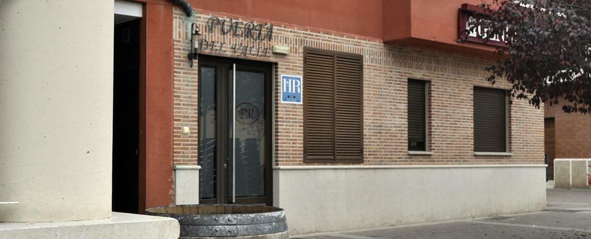 Hostal Puerta Del Valle La Cistérniga Exterior foto